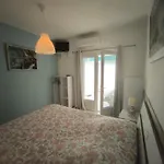 A Moins De 100 M De La A Pied * La Londe-les-Maures